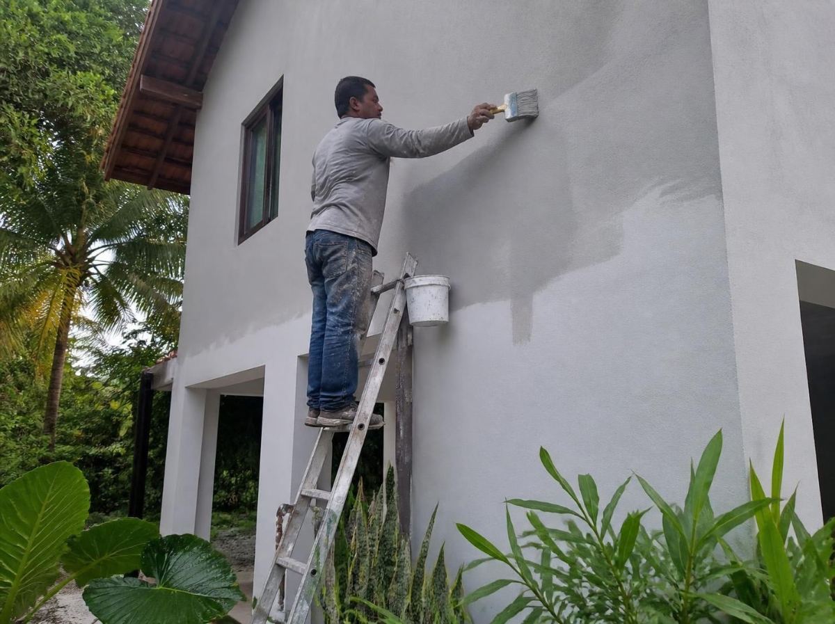 Impermeabilización de muro exterior con recubrimiento